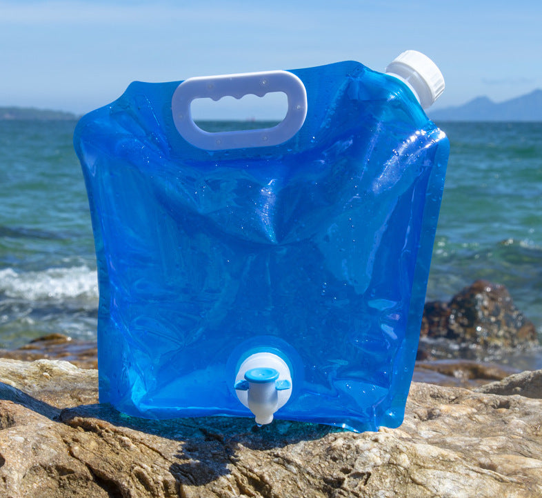 PVC Collapsible robust water can/storage bag.