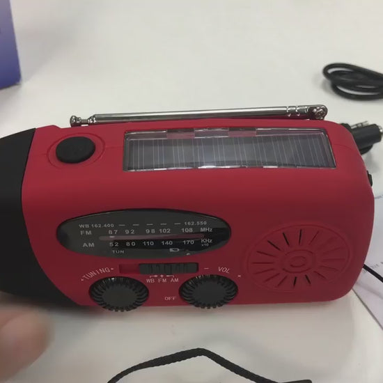 Nöd radio med handvev,USB-laddning,ficklampa och solceller. SOS-Nöd-camping-vandring-resa-ABS-LED-hund-Sport-Radio-Katastrof-Väder xDogs AB