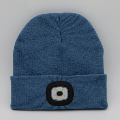 Knitted Wool Beanie with Built-in LED Light – For Warmth and Safety in the Dark!